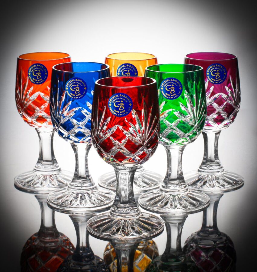 Verres à vin élégants