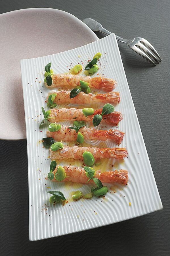 Présentation élégante des langoustines